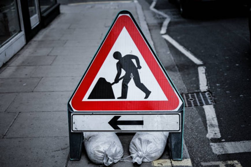 How Workplace Icons Communicate Risk Without Words?